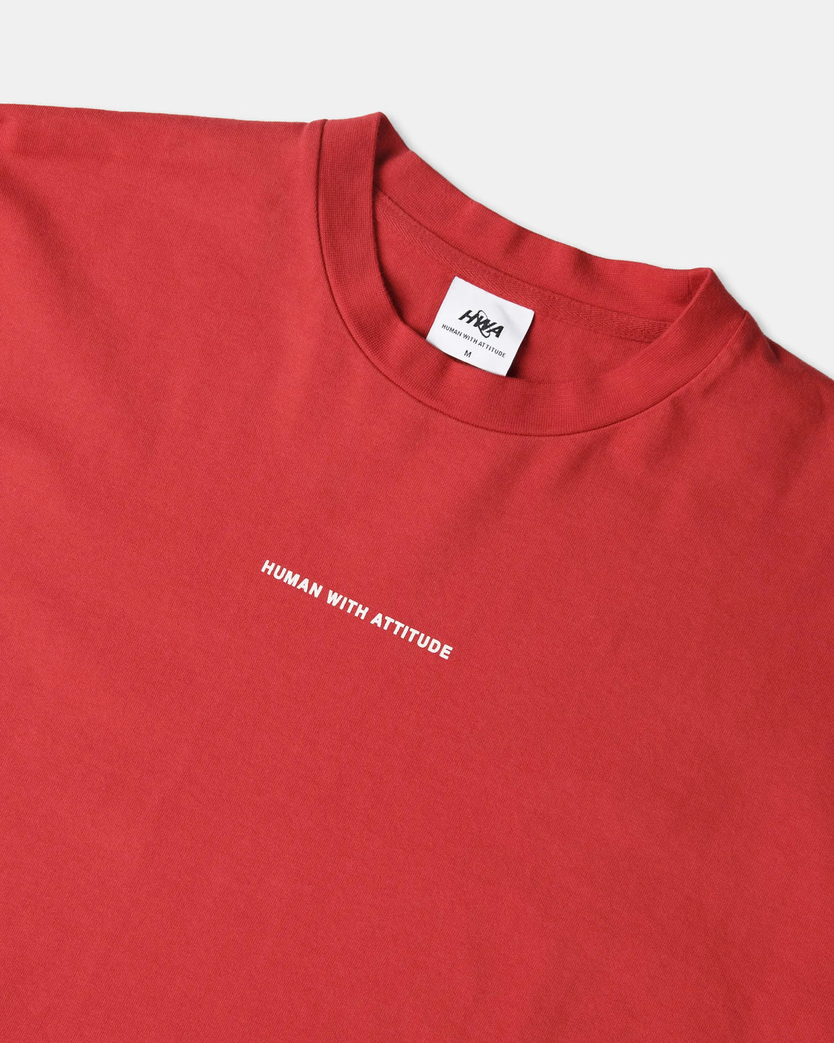 T-shirt Script International - Rouge - Human With Attitude - vue 3