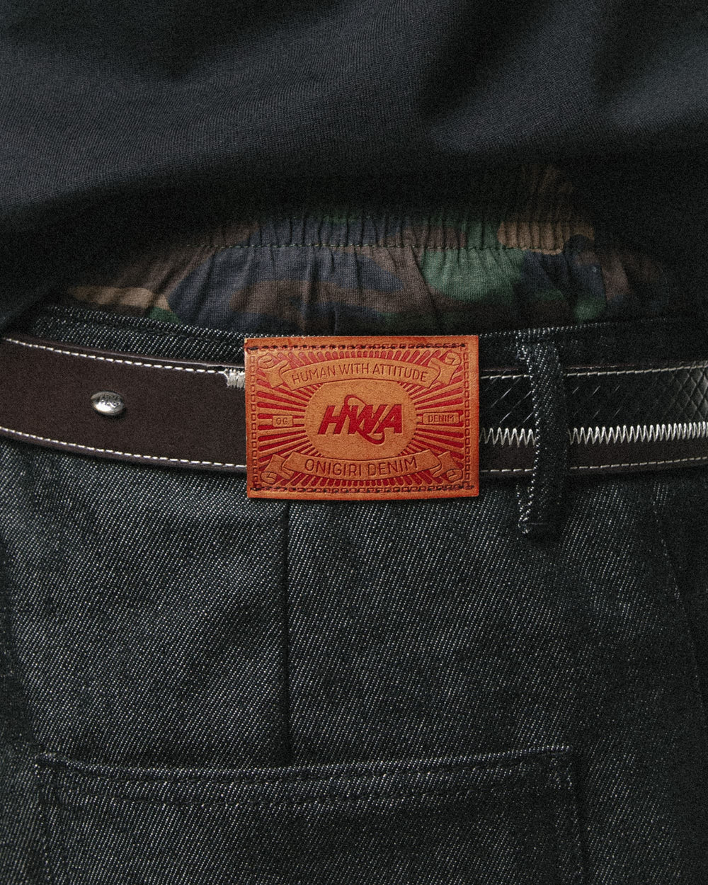 Pleated Onigiri Jeans - Raw Black